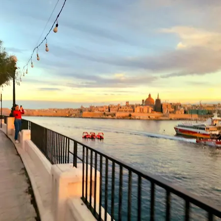 Ferries * Sliema