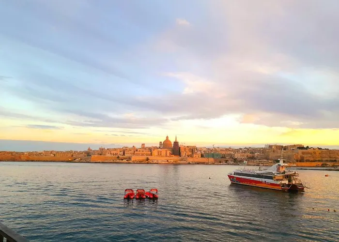 Ferries Sliema